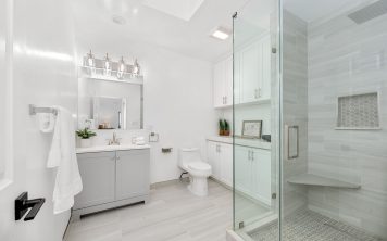 modern-white-bathroom.jpg modern-white-bathroom.jpg